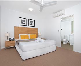 Allure Hotel And Apartments - VIC Tourism 1