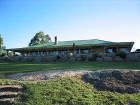 Cherrabah Resort - VIC Tourism 0