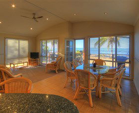 Tasman Holiday Parks - Rollingstone - VIC Tourism 3
