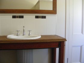 Mallow Cottage - VIC Tourism 2