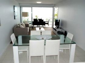 Echelon Apartments Yeppoon - VIC Tourism 1