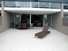 Echelon Apartments Yeppoon - VIC Tourism 2