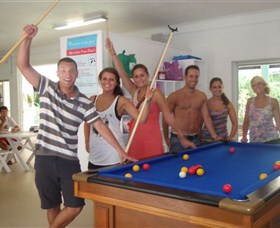 Absolute Backpackers Mission Beach - VIC Tourism 3