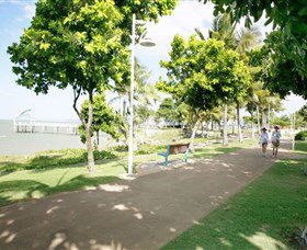 Townsville Seaside Apartments - VIC Tourism 3