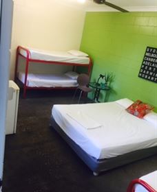 Adventurers Backpackers Resort - VIC Tourism 2