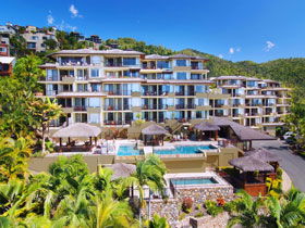 At Waters Edge Resort - VIC Tourism 2