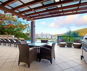 At Waterfront Whitsunday Retreat - VIC Tourism 0