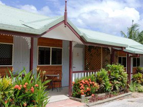 Cooktown Motel Pam's Place - VIC Tourism 0