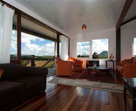 Pinbarren QLD VIC Tourism