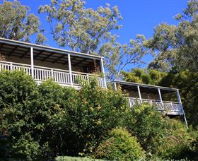 Monbii Private Cottages - VIC Tourism 3