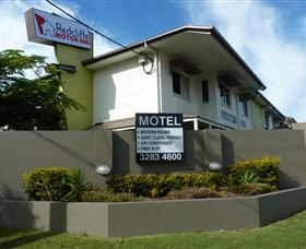 Redcliffe Motor Inn - VIC Tourism 0