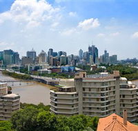 Hillcrest Apartment Hotel - VIC Tourism
