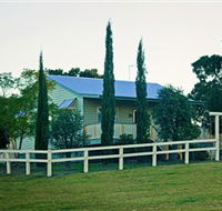 Milford Country Cottages - VIC Tourism