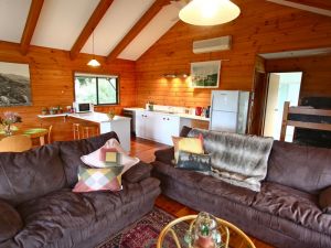 Siver Cabin - VIC Tourism 7