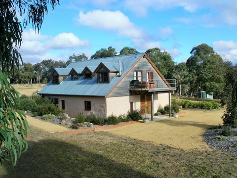 Yarralaw Springs Wines Vine Loft Bed And Breakfast - VIC Tourism 8