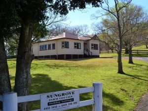 Sungrove Cottage - VIC Tourism 8