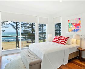 Bujerum Apartments On Burleigh - VIC Tourism 3