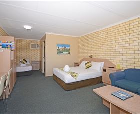 Comfort Inn On Main - VIC Tourism 1