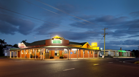 Lamington Hotel Motel - VIC Tourism 6
