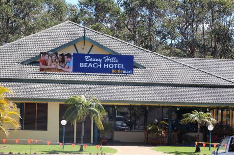 Bonny Hills Beach Hotel - VIC Tourism 10