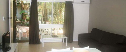 Aqua Villa Holiday Apartments - VIC Tourism 6