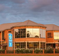 Best Western Plus Hovell Tree Inn - VIC Tourism