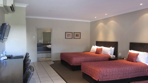 BEST WESTERN Bungil Creek Motel - VIC Tourism 2