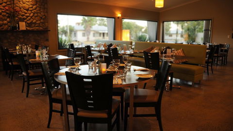 BEST WESTERN Bungil Creek Motel - VIC Tourism 3