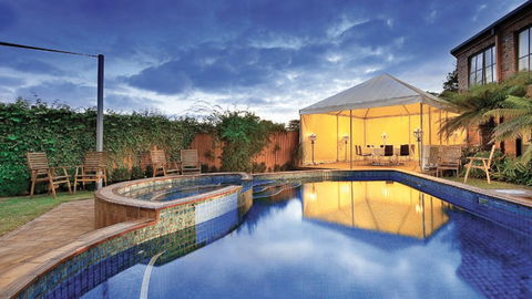 BEST WESTERN PLUS Buckingham International - VIC Tourism 1