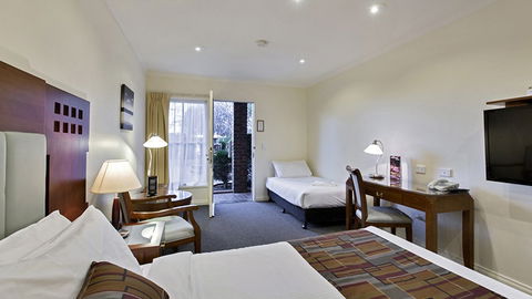 BEST WESTERN PLUS Buckingham International - VIC Tourism 3