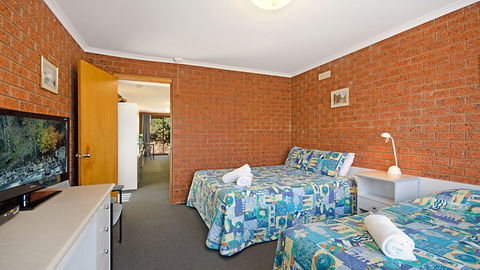 BEST WESTERN Whalers Rest Motor Inn - VIC Tourism 7