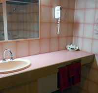 BEST WESTERN Pines Country Club Motor Inn - VIC Tourism