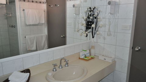 BEST WESTERN Hospitality Inn Esperance - VIC Tourism 6