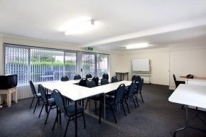 Nambour Lodge Motel - VIC Tourism 1