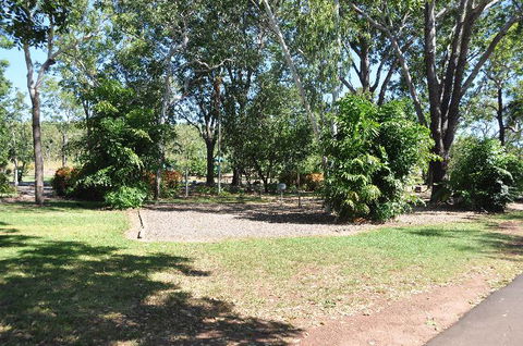The Bark Hut Inn - VIC Tourism 20