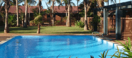 Walkabout Hotel - VIC Tourism 0