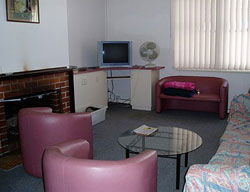 Yarloop Hotel - VIC Tourism 1