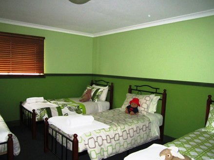 Lavendale Farmstay And Cottages - VIC Tourism 5