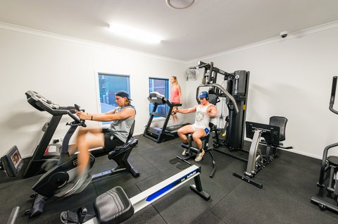 Athena Motel Apartments - VIC Tourism 6