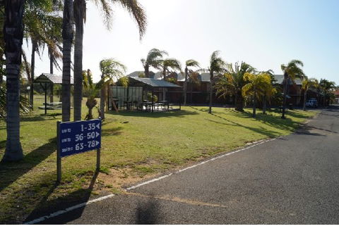 Kalbarri Palm Resort - VIC Tourism 3