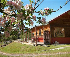 Elvenhome Farm Cottage - VIC Tourism 1