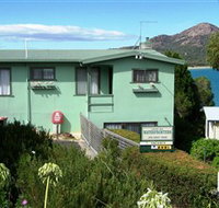Coles Bay Waterfronters - VIC Tourism