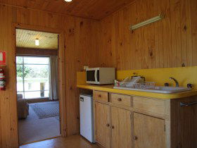 Collins Cap Cottage - VIC Tourism 0