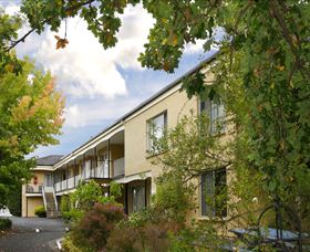 Graham Apartments - VIC Tourism 3