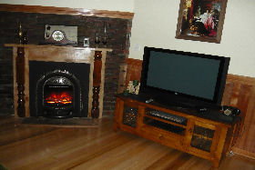 Westeria Cottage - VIC Tourism 0