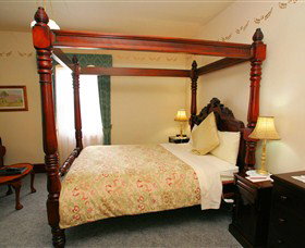 Lodge On Elizabeth - The - VIC Tourism 3
