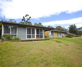 Bruny Island Explorers Cottages - VIC Tourism 1