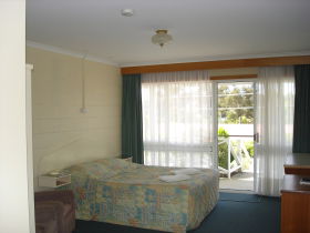 Kermandie Lodge - VIC Tourism 2