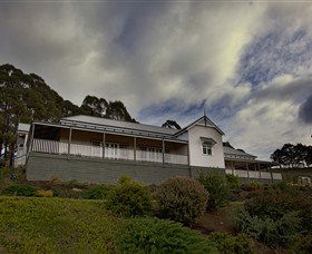 House On The Hill Bed And Breakfast - VIC Tourism 0