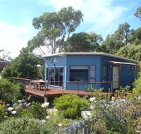 Larus Waterfront Cottage - VIC Tourism
